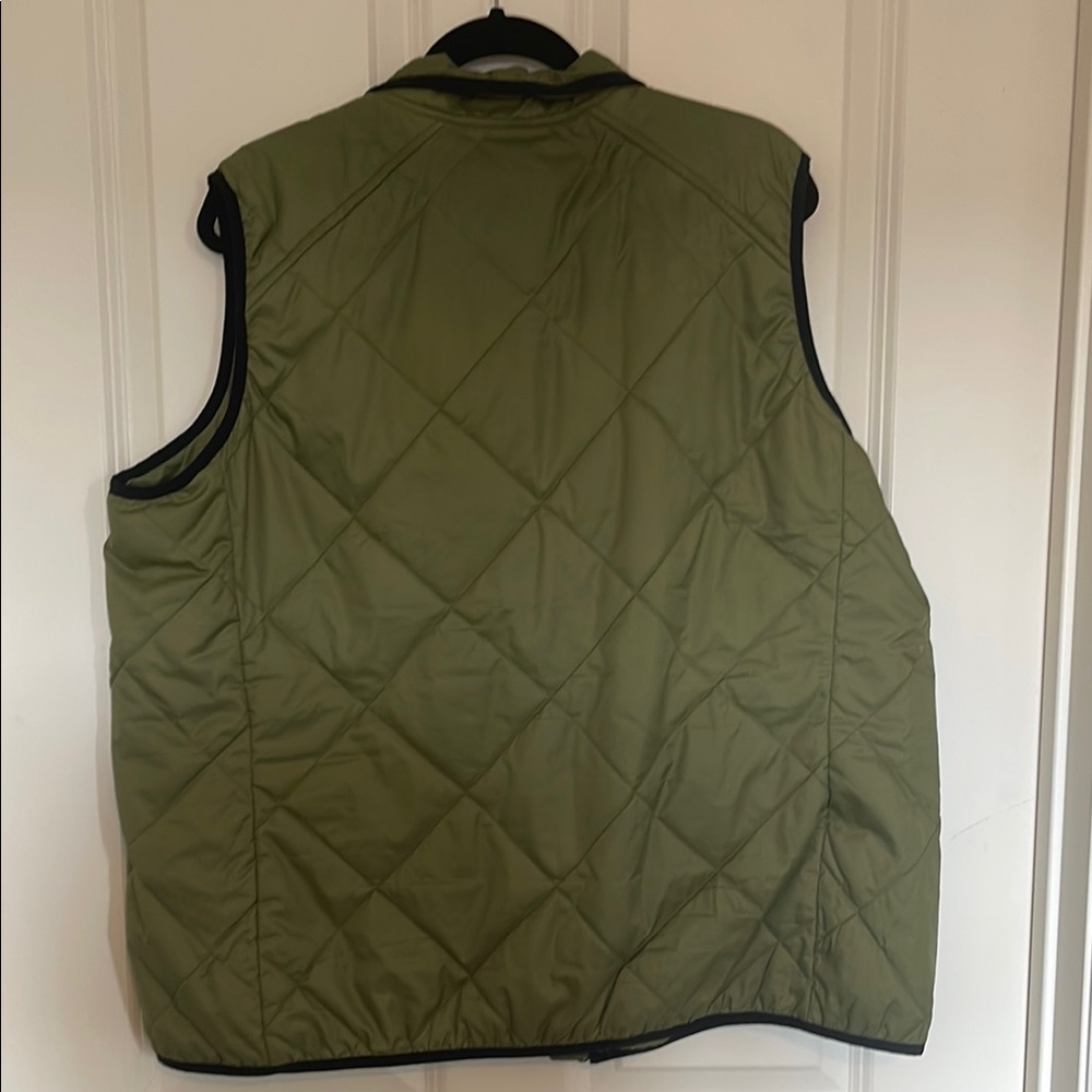 Duluth Trading Co Green Quilted Vest - Picture 3 of 7